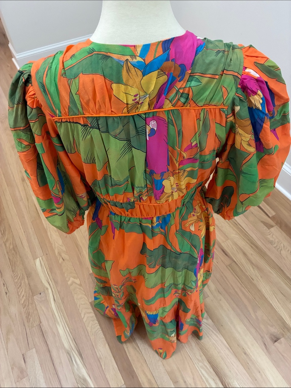 Women’s Orange Tropical Print Maxi Dress with Puff Sleeves - Picture 5 of 11